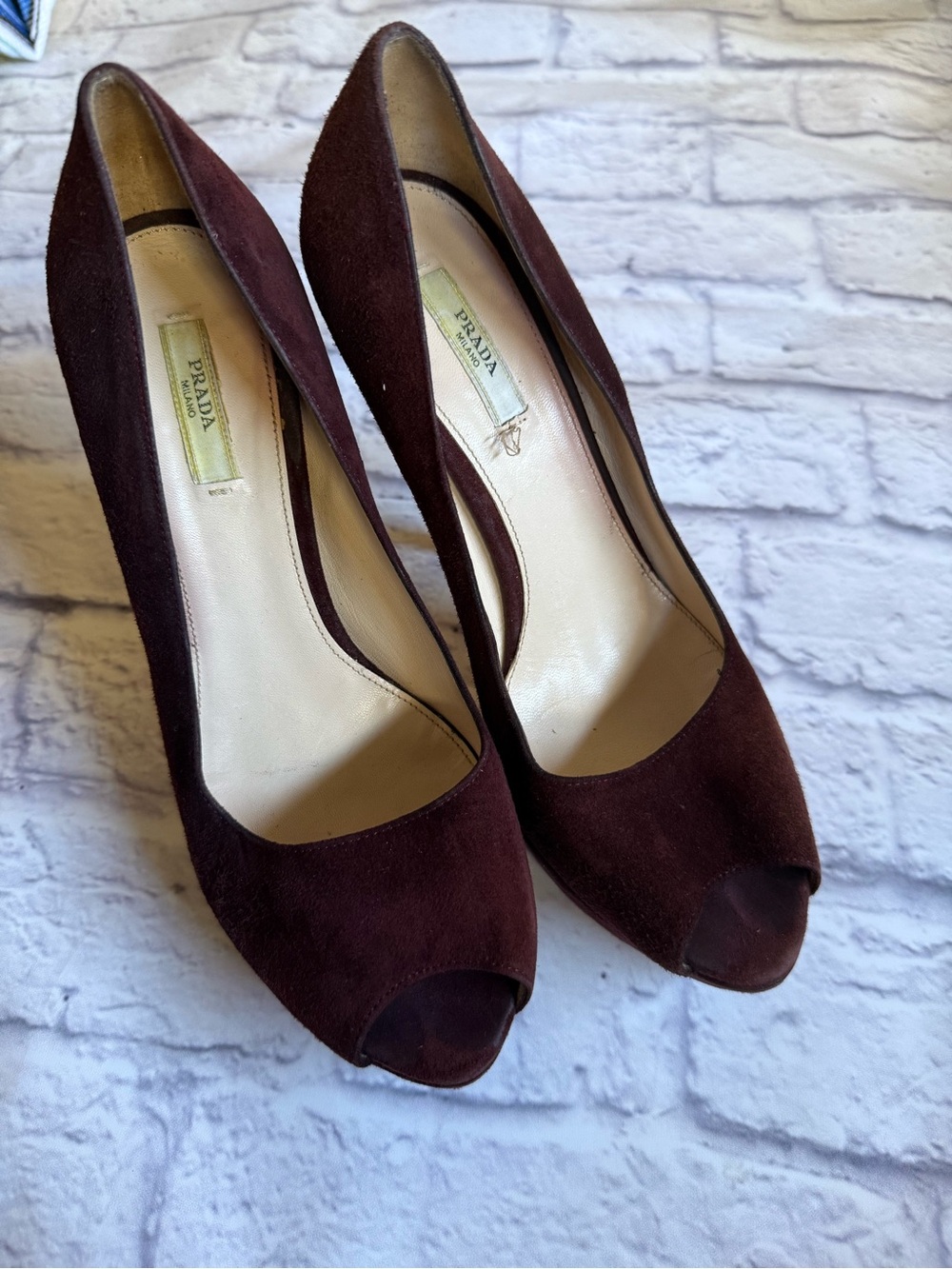 PRADA HEELS 9.5